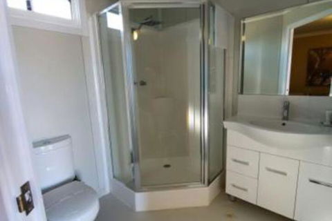 Cornwall House Accommodation - Sydney 4u 6