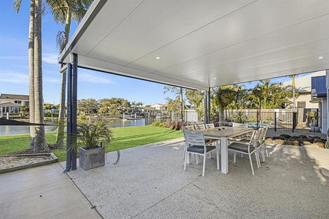 CANAL HOME NEAR MOOLOOLABA Kooringal - Sydney 4u 3