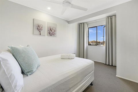 CANAL HOME NEAR MOOLOOLABA Kooringal - Sydney 4u 2