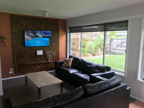 BEACHPOINT COTTAGE - Accommodation Sydney 5