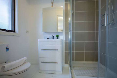 Quiet & Peaceful 3bed2bath Home @keilor Downs - Sydney 4u 3