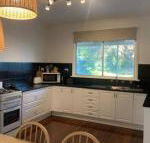 Salty Cottage Northam - Sydney 4u