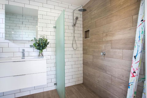 Studio 36 - Sydney 4u 7