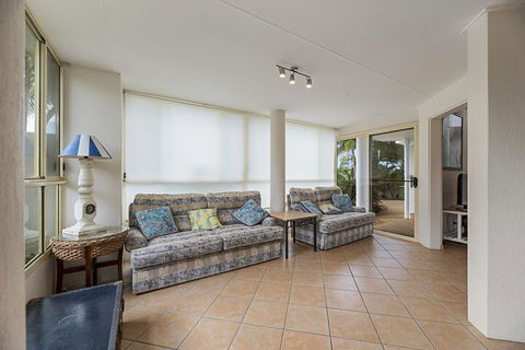 Fabulous Pet Friendly Family Home - 3 Carribean Court - Accommodation Sydney 4