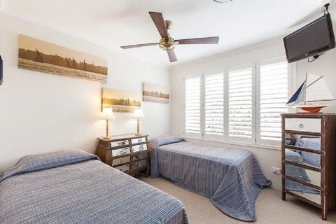 Home Away From Home With Sweeping Ocean Views Unit 12 60 Peregian Esplanade - Accommodation Sydney 5