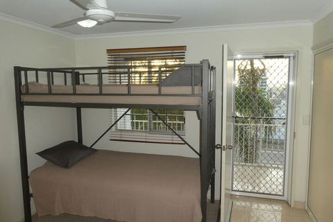 Townsville Terrace - Sydney 4u 2