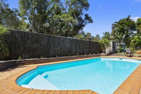 BB233 Banksia Beach Family Home 4 Bedrooms - Accommodation Sydney 4