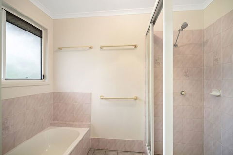 Beach Affair - 10 Callitris Crescent - Accommodation Sydney 5
