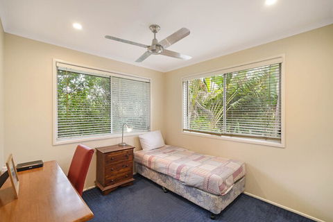 Beach Affair - 10 Callitris Crescent - Accommodation Sydney 2
