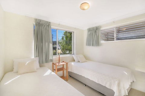 Unit 3 At 4 Pelican Street, Peregian Beach, Noosa Shire - Accommodation Sydney 3