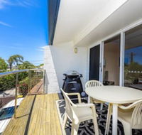 Sunbright 2/5 Petrel Street - Accommodation Sydney