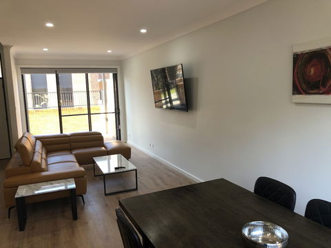The Grounds At Callaghan - Sydney 4u 4