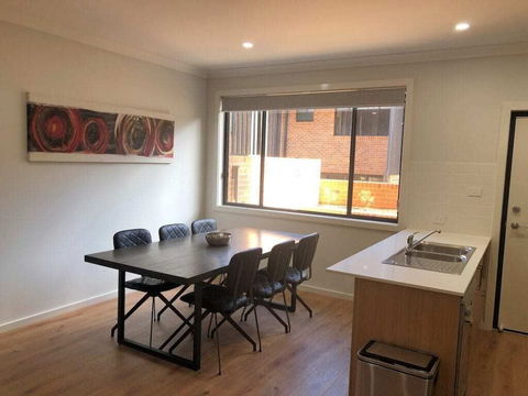The Grounds At Callaghan - Sydney 4u 3