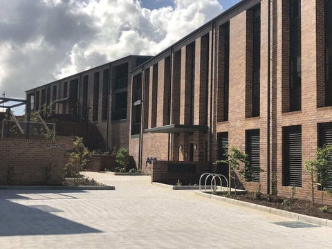 The Grounds At Callaghan - Sydney 4u 5