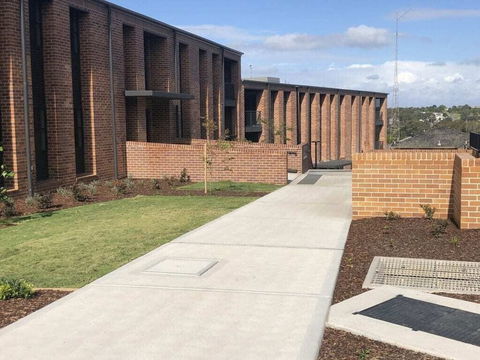 The Grounds At Callaghan - Sydney 4u 0