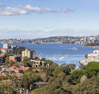 2 Bdrm North Sydney with harbour views - Accommodation Sydney