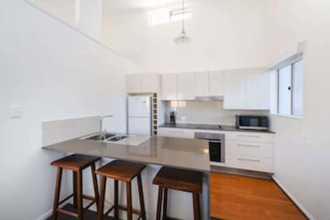 Seamistral - 1/21 Oriole Avenue - Accommodation Sydney 0