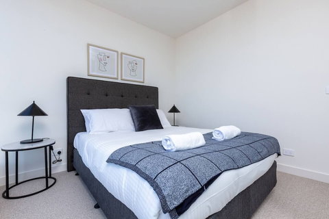 The Lively City 2bed 2 Bath APT @footscray - Accommodation Sydney 1