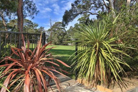 Fairways 10 Mins To Hyams Beach - Accommodation Sydney 6