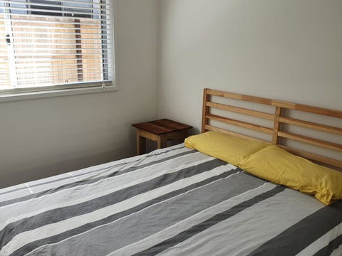 26 Satinwood Drive Low Set Modern Sleeps 8 - Sydney 4u 6