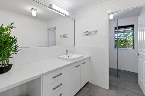 Shifting Sands - Accommodation Sydney 2