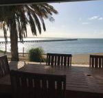 Streaky Bay Beachside  Jetty View Apartments - Sydney 4u