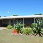 12 Zircon Street Renovated Beach Shack With The Perfect Blend Of Comfort & Coastal Cool - Sydney 4u 0