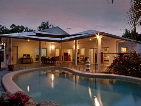 CRISTAL At CLIFTON BEACH - Accommodation Sydney 0