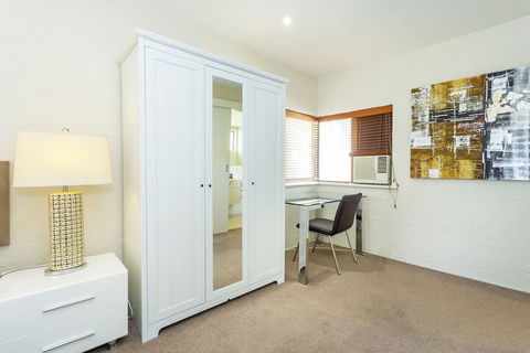 Como Mezzanine Retreat - Sydney 4u 1