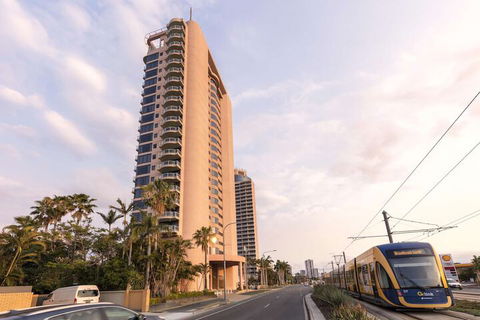 Oaks Gold Coast Hotel - Accommodation Sydney 3