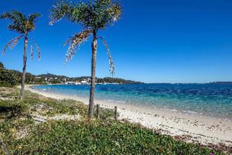 3 Bedroom Apartment Bayview Towers Unit 1 - Accommodation Sydney 3