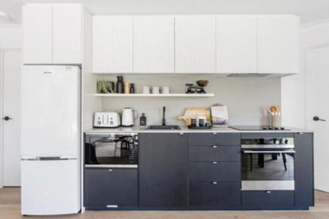 Your Luxury Escape Le Viti 5min Walk To Clarkes Beach - Accommodation Sydney 6