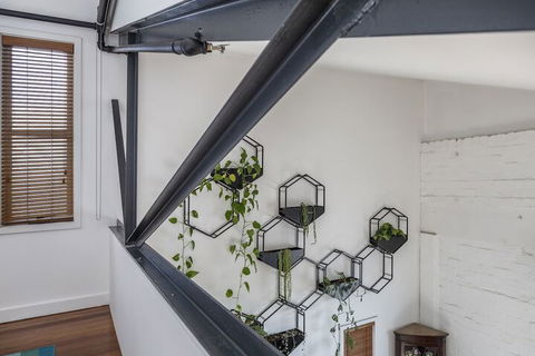 Fabulous Fitzroy Converted Warehouse - Sydney 4u 2