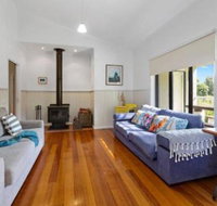 MERMAIDS on MARENGO large home with wifi