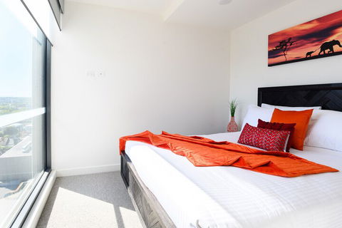 JUDD A Stylish Abode Awaits You - Sydney 4u 5