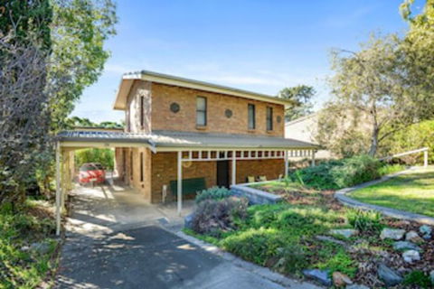 Kestrel Lodge - Accommodation Sydney 0