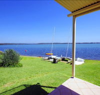 Blue Water at Mannering Park - Sydney 4u