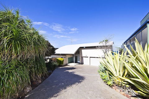 Whale View - Accommodation Sydney 1