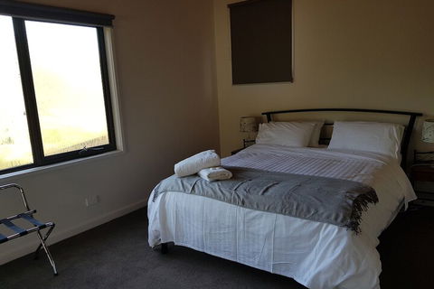 Moondance Lodge - Accommodation Sydney 5