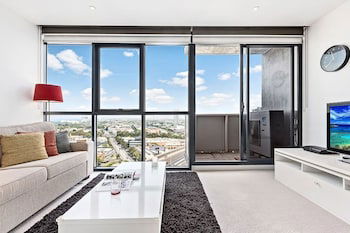 JOYCE, 1BDR Southbank Apartment - Sydney 4u 6