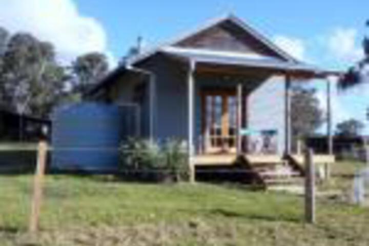 Acacia Creek ACT Sydney 4u
