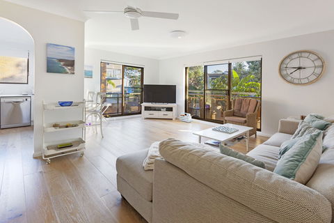 Victory Court Unit 1 / 3 7 Columbia Close - Sydney 4u 4