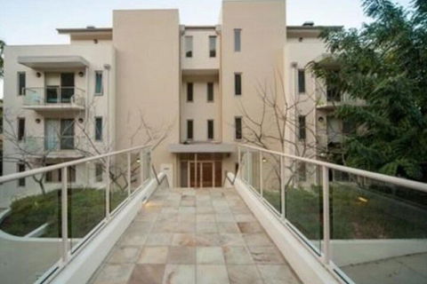 Palm Retreat - Accommodation Sydney 0