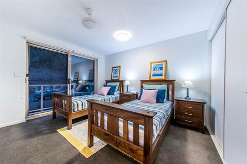 Palm Retreat - Accommodation Sydney 5