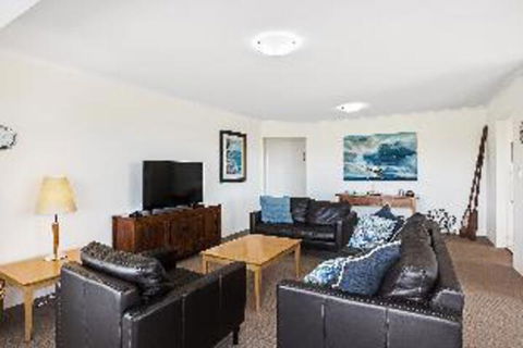3 Bedroom Apartment Albacore Unit 6 12 Ondine Close - Sydney 4u 3