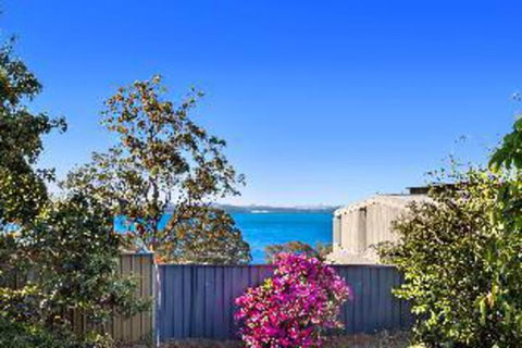 1 Bedroom House Government Road No. 102 PET FRIENDLY - Accommodation Sydney 0