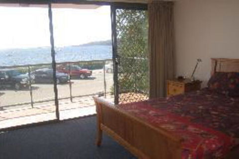 3 Bedroom House Shoal Bay Palm Beach - Accommodation Sydney 3