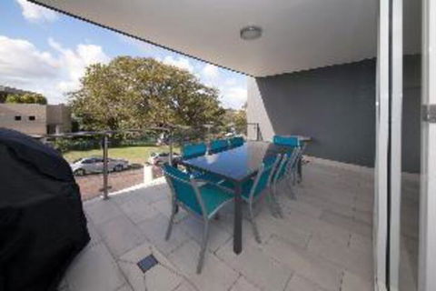 3 Bedroom Apartment Oasis Unit 3 / 5 - Accommodation Sydney 0