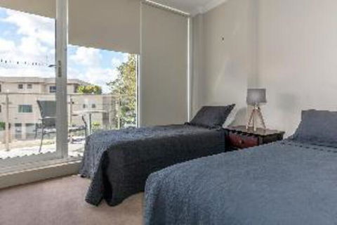 3 Bedroom Apartment Oasis Unit 3 / 5 - Accommodation Sydney 2