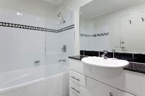 1 Bedroom Apartment Barrington - Accommodation Sydney 1